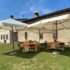 Agriturismo La Collina Del Sole Séjour à la ferme