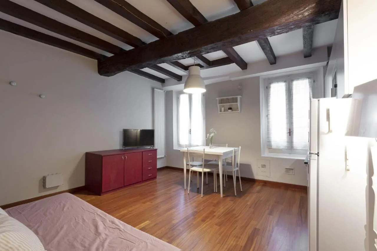 Rua Freda Apartments Modena Italien